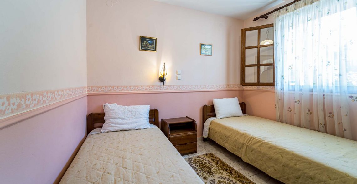 studio-two-bedrroms-bedroom