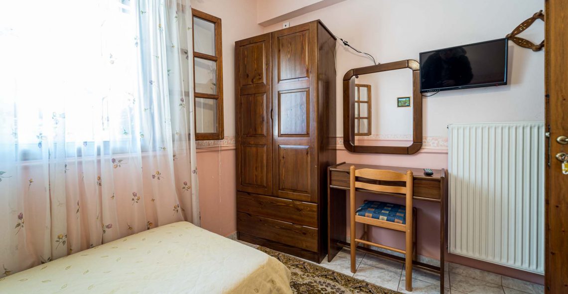 studio-two-bedrroms-bedroom