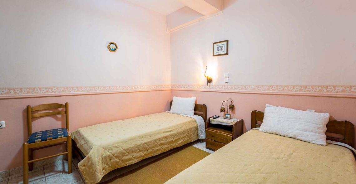 studio-two-bedrroms-bedroom